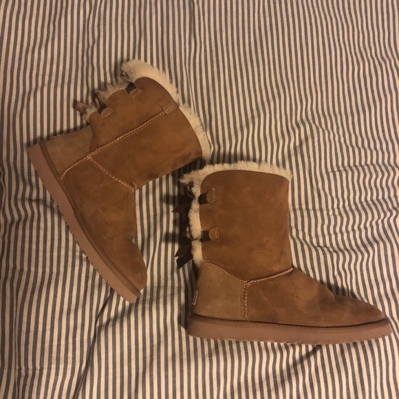 Bailey bow uggs - Picture 4 of 7